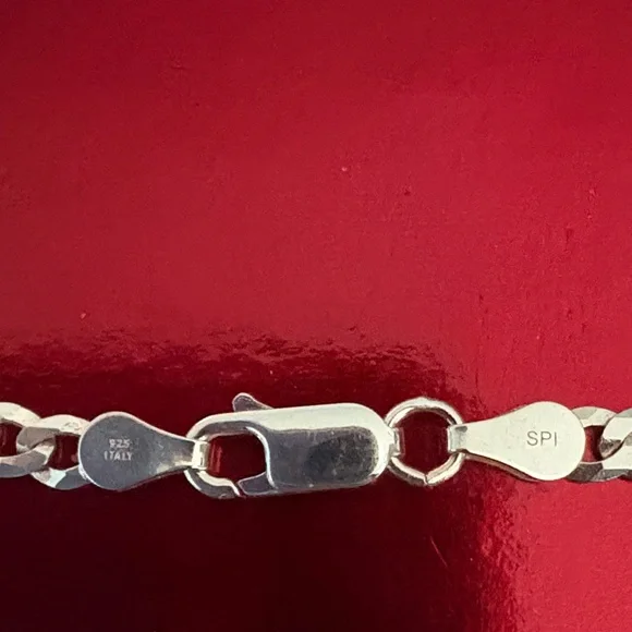 Elegant Sterling Silver Bracelet for Women - Picture 2 of 3